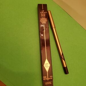 CHARLOTTE TILBURY LIP CHEAT LIP LINER Berry Naughty/berry. BNIB
